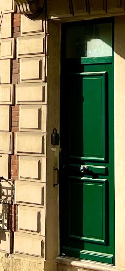Appartement De Luxe Avec Fresque, Hyper Centre Et Parking Sure Fontainebleau Buitenkant foto