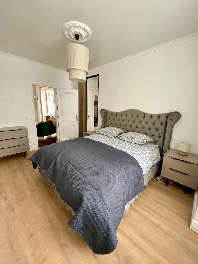 Appartement De Luxe Avec Fresque, Hyper Centre Et Parking Sure Fontainebleau Buitenkant foto